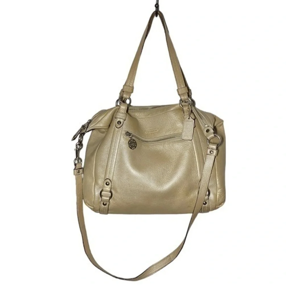 Coach Leather Shoulder Bag With Strap